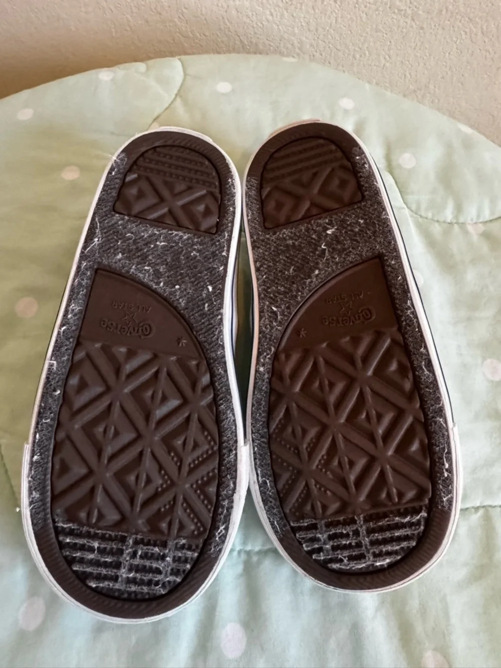Converse Kids' White Sneakers Toddler size 10